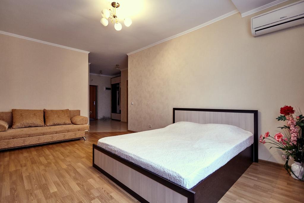 Aparthotel On Filatova Standart Krasnodar Ngoại thất bức ảnh